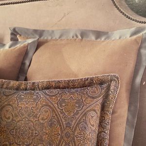 VERATEX® Fresco EURO SHAM (NEW)
26 in × 26 in (66 cm x 66 cm)